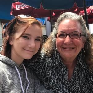 Meet your Posher, Alyssa